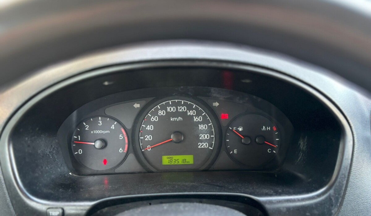 Hyundai H1 12Plz Minibus Diesel - 2014 Hyundai H1 12Plz Minibus Diesel - 2014