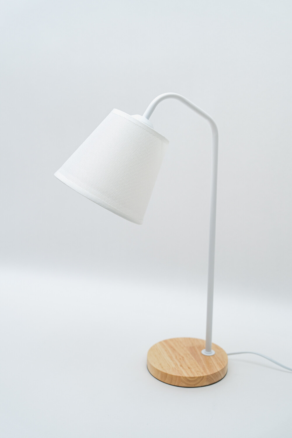 Lampara De Mesa Belenor Blanco