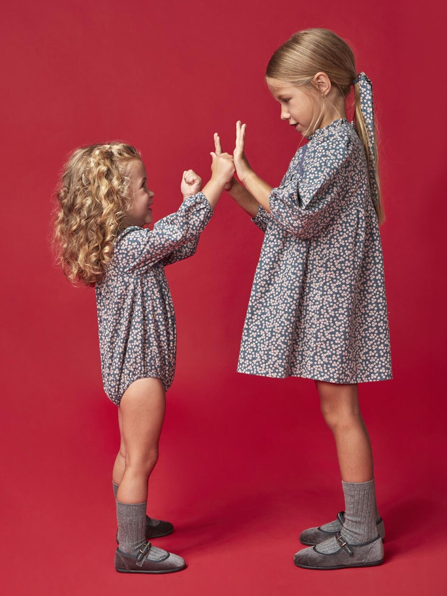 Vestido Flores Azul Medio Oscuro