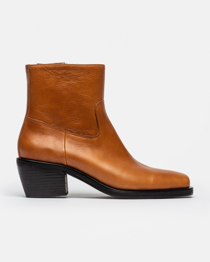 Bota Caña Corta Mick En Cuero Graneado Cuoio