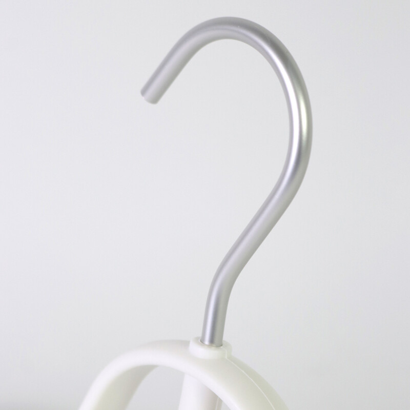 PERCHA PLAST BLANCO C/GANCHO 40X22CM Unica
