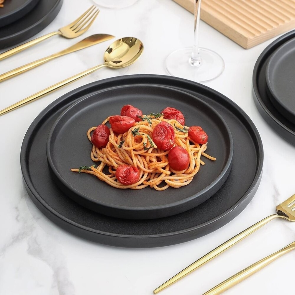 Plato De Mesa Stone+Line D26.5x2Cm Negro PLATO DE MESA STONEWARE D26.5X2CM TOKIO NEGRO
