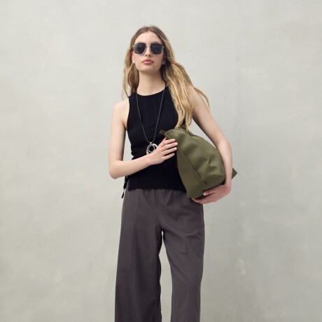 PANTALÓN AKARU Gris