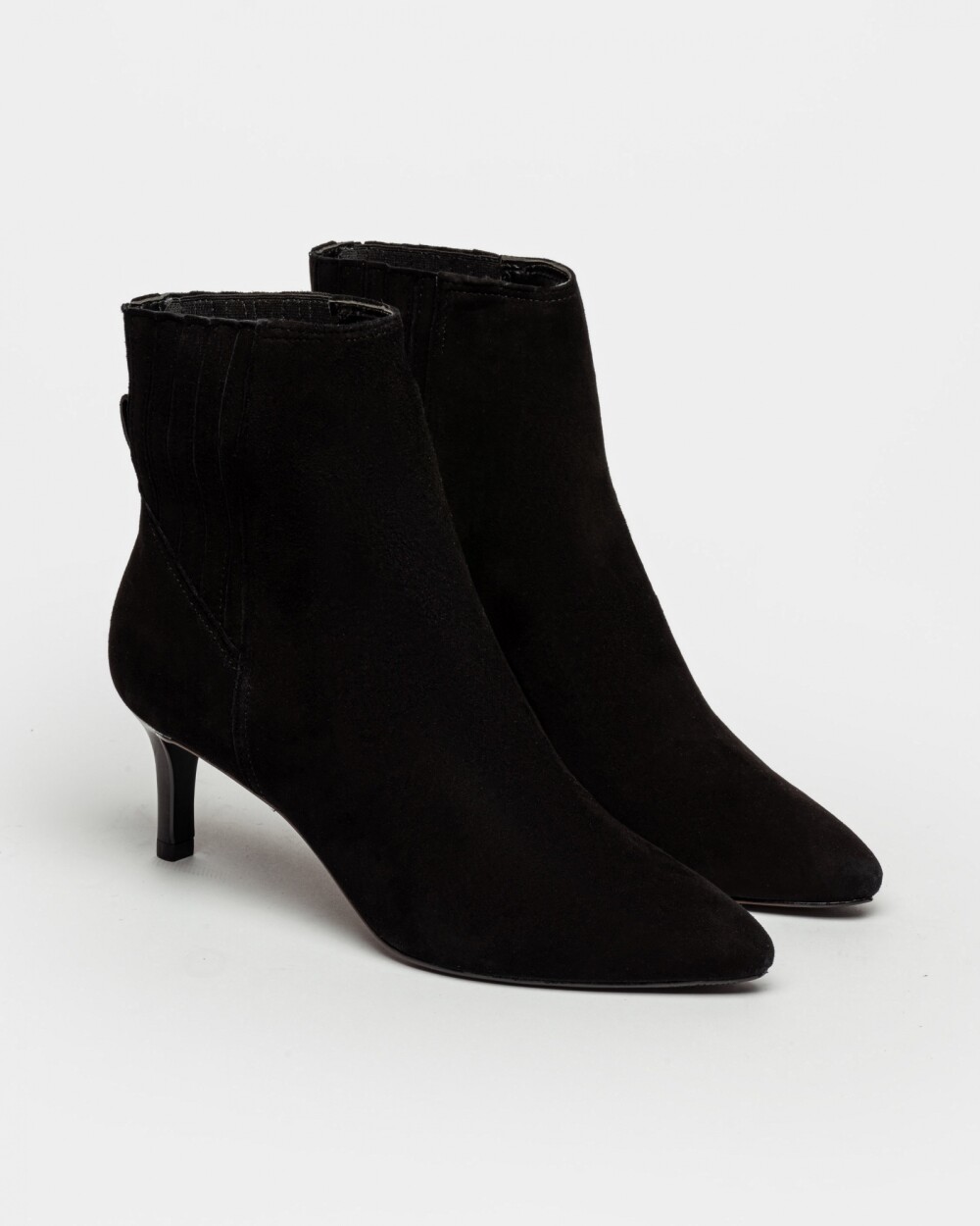 Bota Caña Baja Kyle En Cuero Nobuk Negro