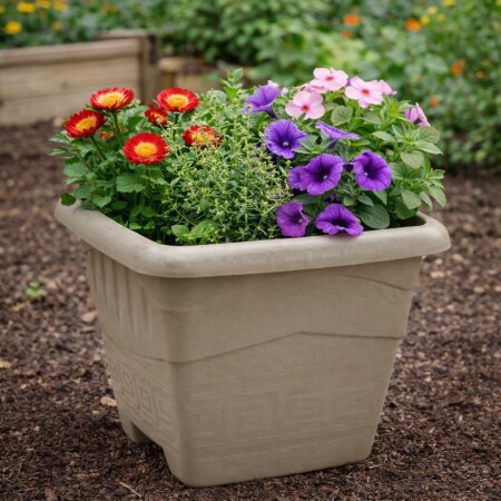 MACETA CUADRADA 6 LITROS 0811 ARENA ARENA