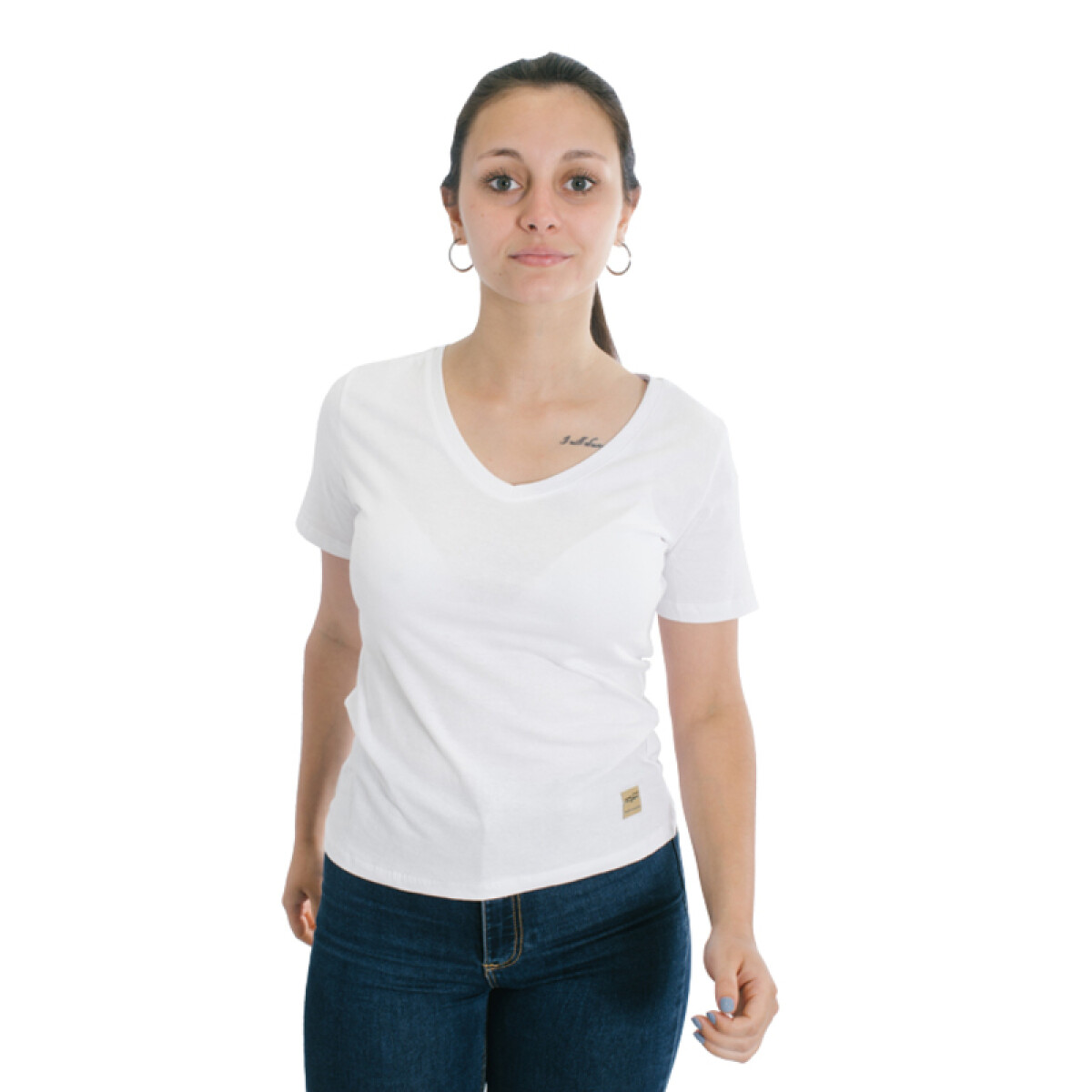 Muvem Ladies Plain V Neck T-Shirt - Blanco 