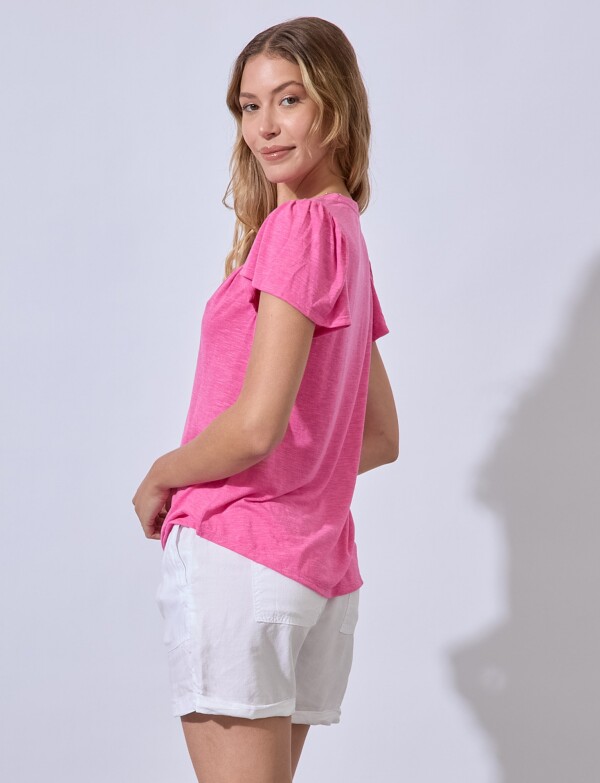 Remera Calada & Bordada FUCSIA