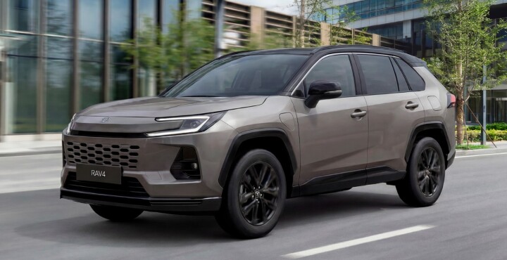 Toyota RAV4 PHEV: más potencia, autonomía eléctrica y eficiencia para una nueva era