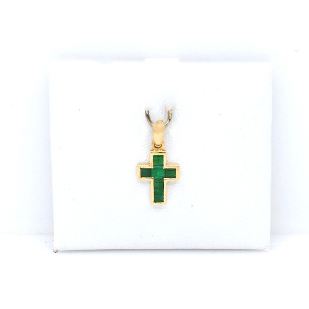 Cruz pequeña en oro 18k y esmeraldas Cruz pequeña en oro 18k y esmeraldas