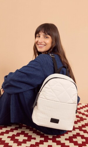 MOCHILA MIGUELINA MANTECA