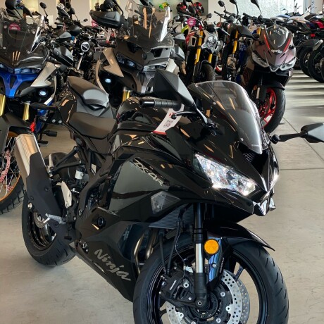 Kawasaki Ninja ZX4 R Kawasaki Ninja ZX4 R