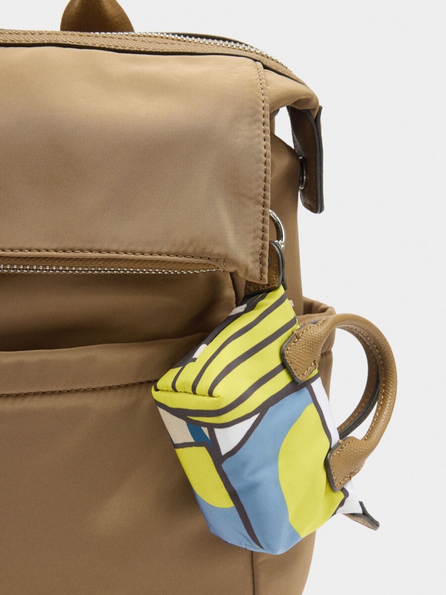 Mochila Para Portátil De 14" Con Colgante camel