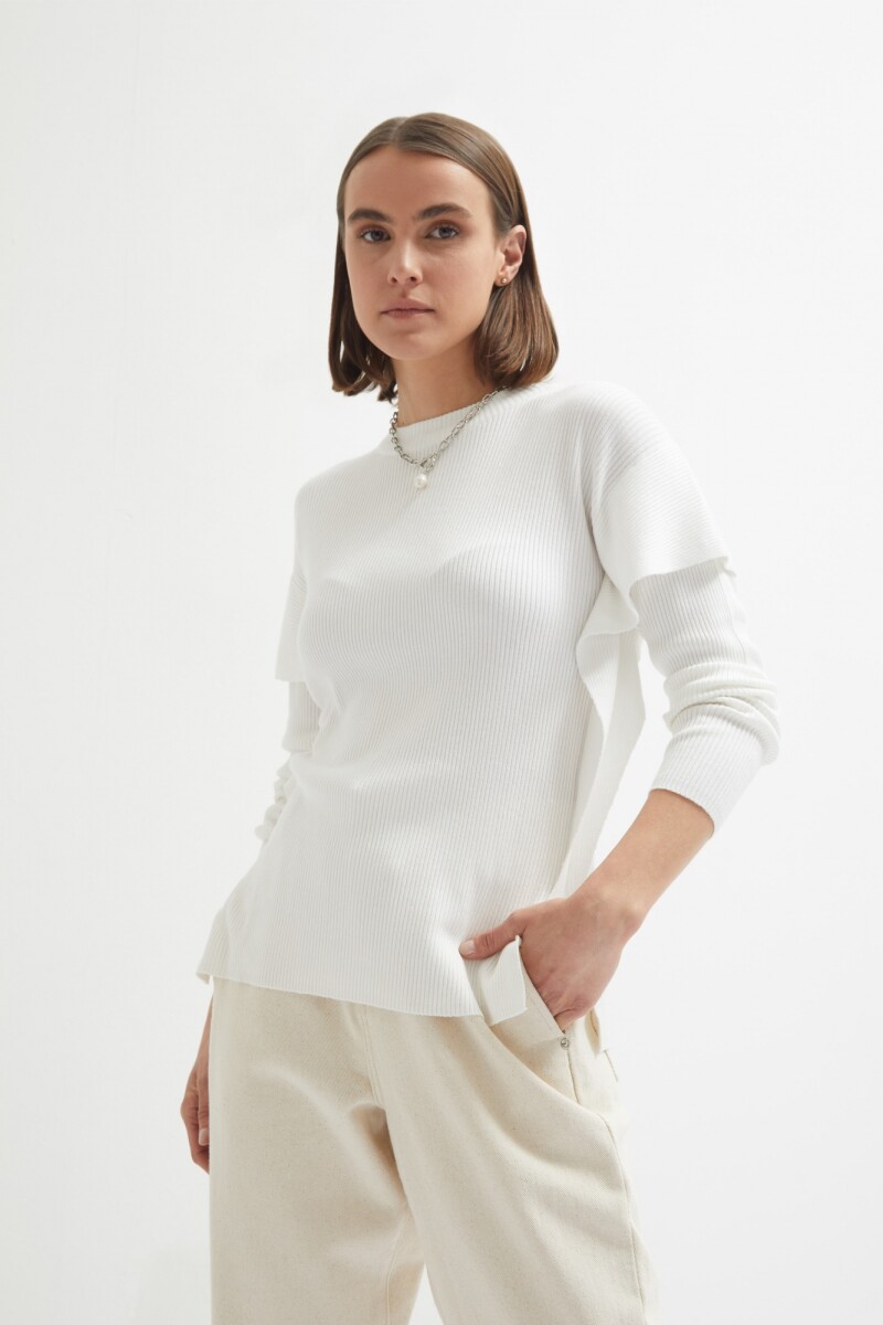 Sweater canale con volado crudo