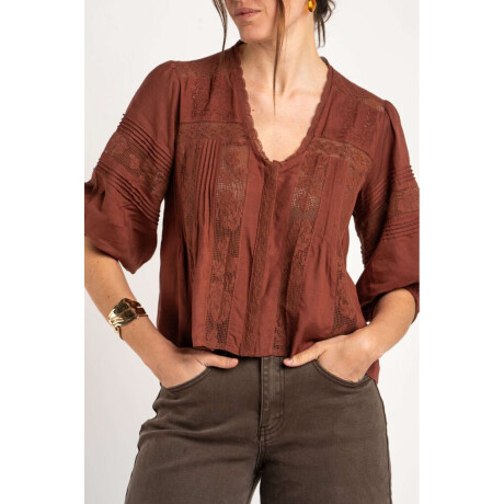 Blusa Encaje Marron