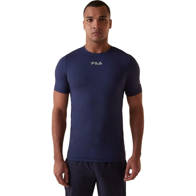 Remera Fila Caballero F11AT518106 3821 Remera Fila Caballero F11AT518106 3821