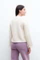 Sweater con detalle calado beige claro