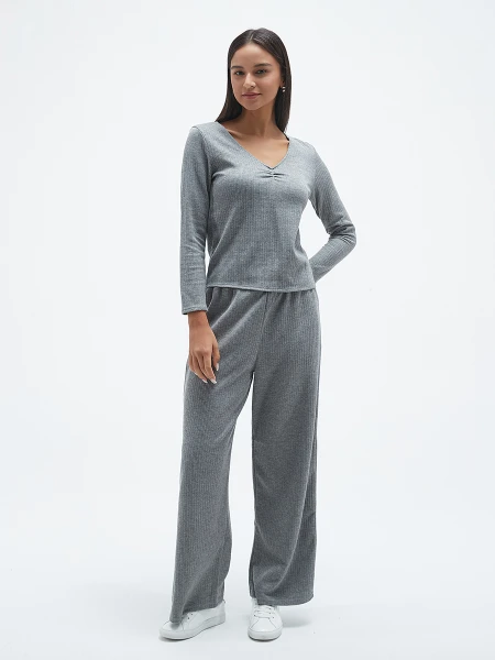 REMERA BÁSICA MANGO GRIS MELANGE O