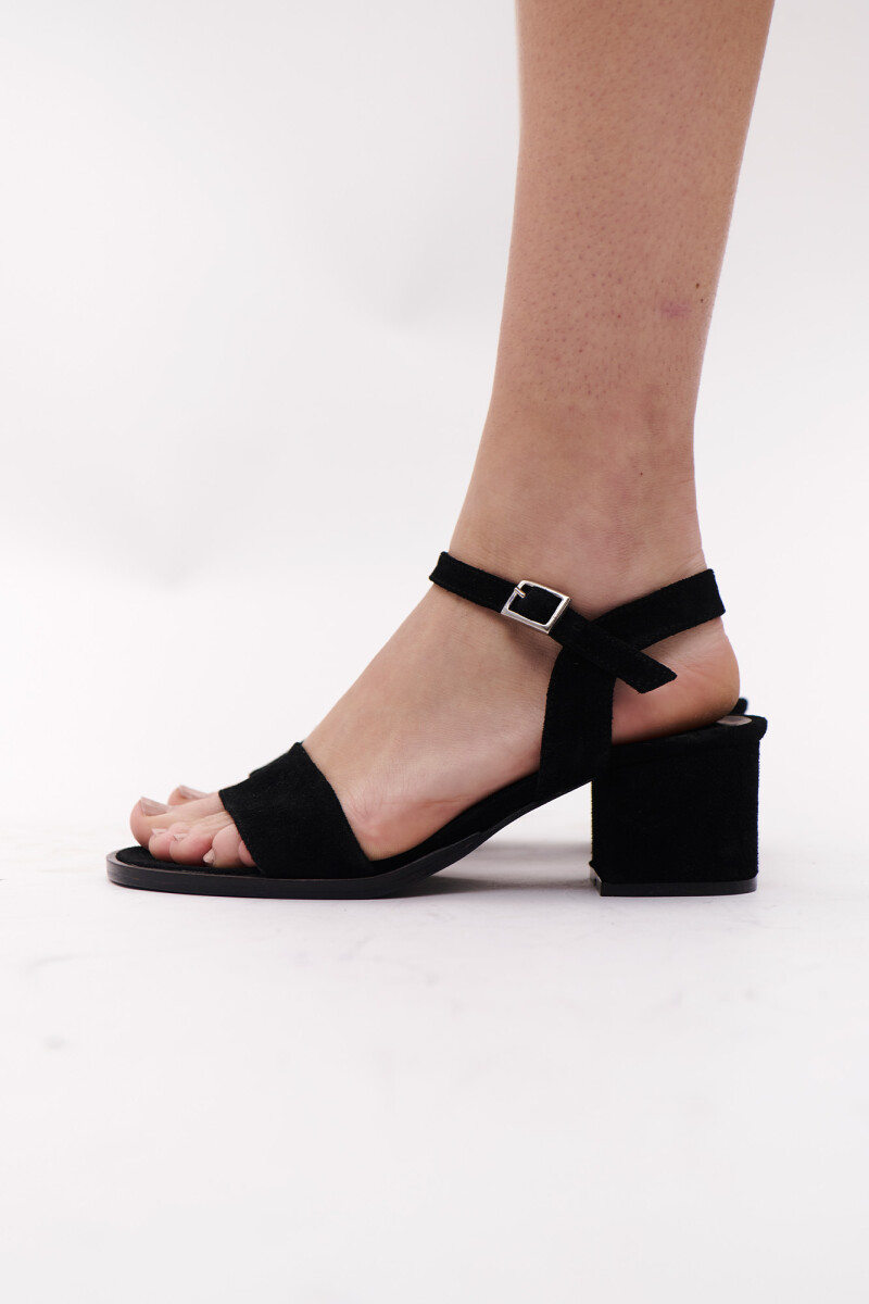 Sandalia Mia Negro