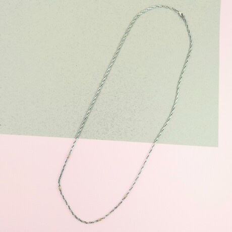 Cadena de plata 925 con detalles en double de oro 18 ktes, 50 cm. Cadena de plata 925 con detalles en double de oro 18 ktes, 50 cm.