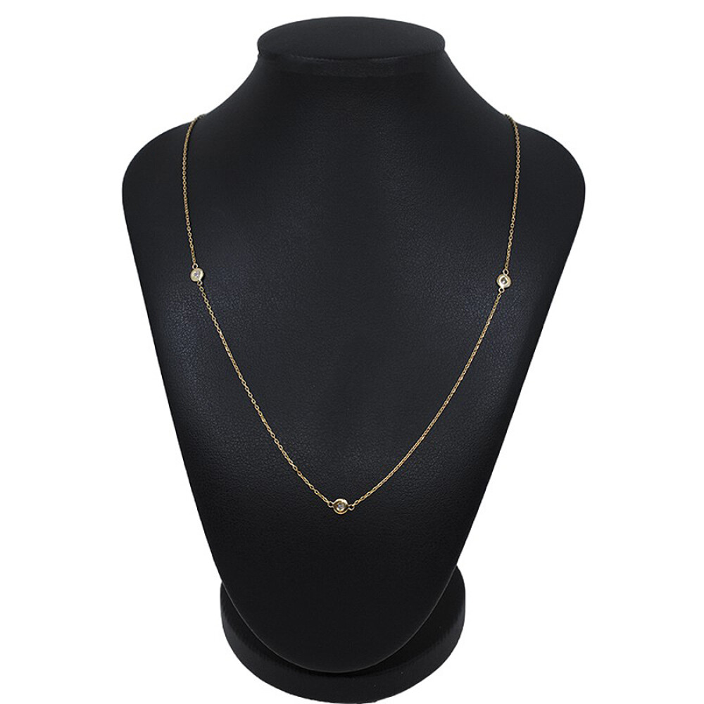 Collar En Oro 18K Con Detalle De 5 Brillantes Collar En Oro 18K Con Detalle De 5 Brillantes