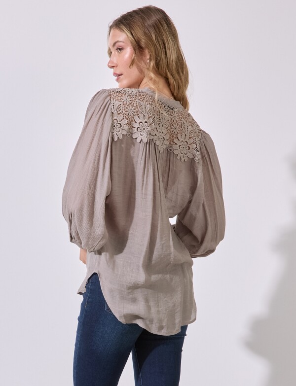 Blusa Crochet KHAKI