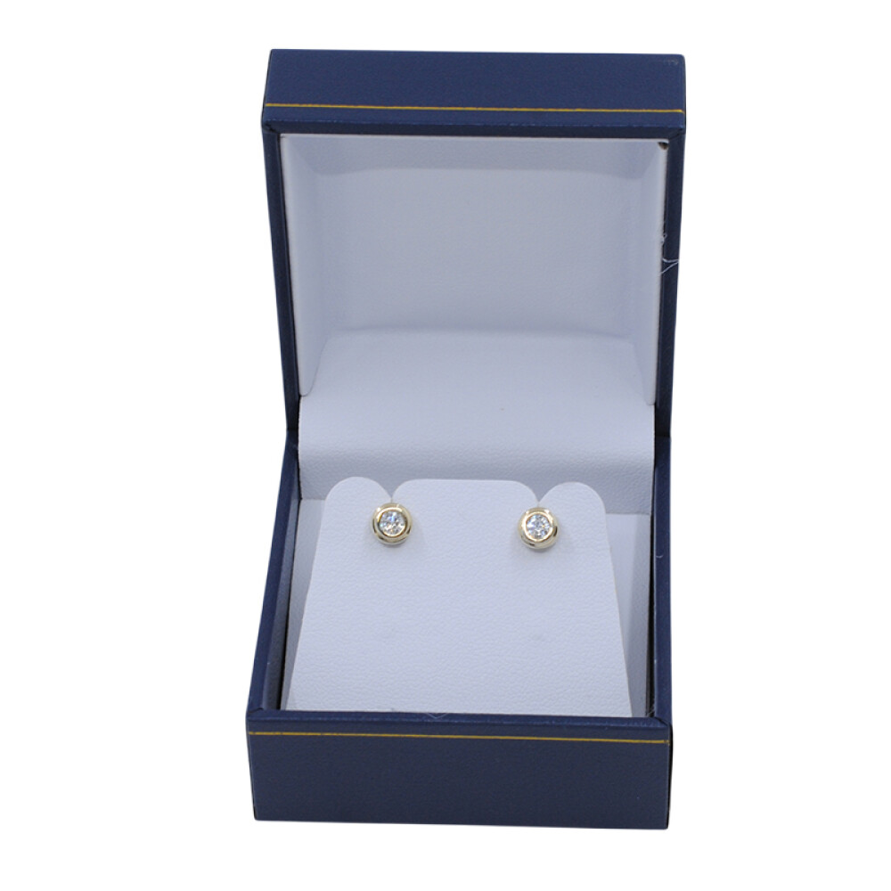Caravanas oro 18k y brillantes Caravanas oro 18k y brillantes