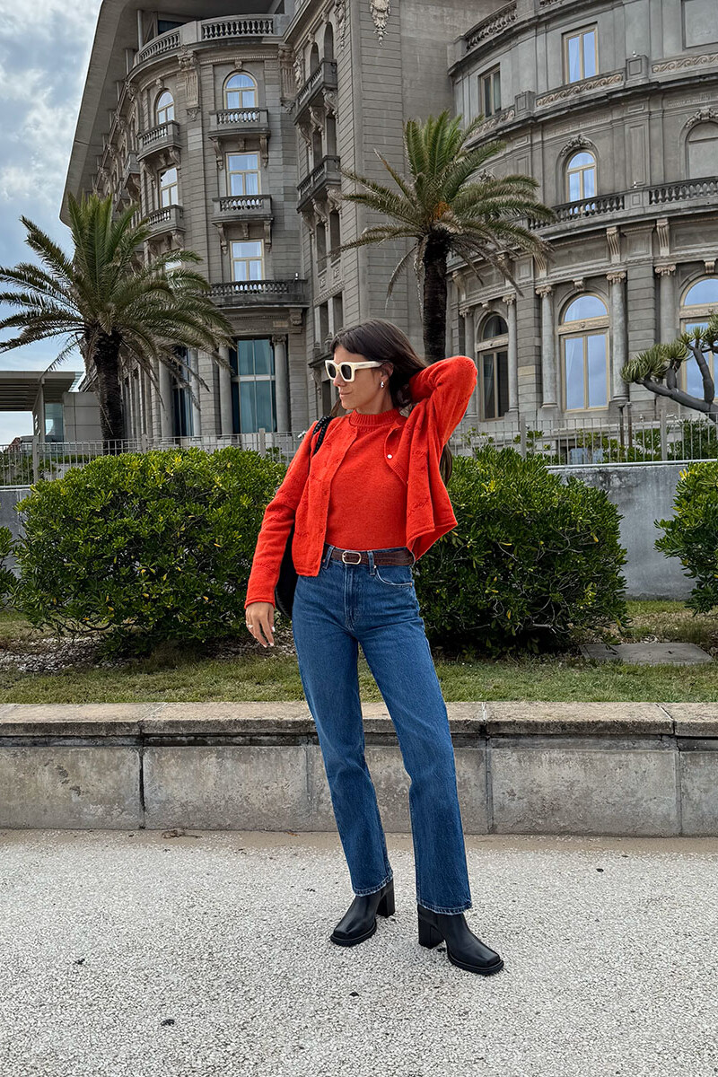 Cardi Red