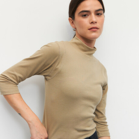 POLERA RULIO Verde Grisáceo