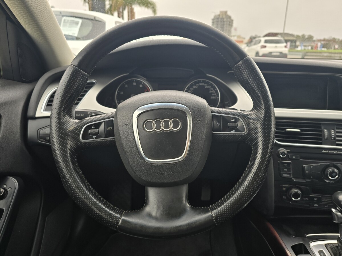 Audi A4 Avant EXCELENTE ESTADO! | Permuta / Financia Audi A4 Avant EXCELENTE ESTADO! | Permuta / Financia