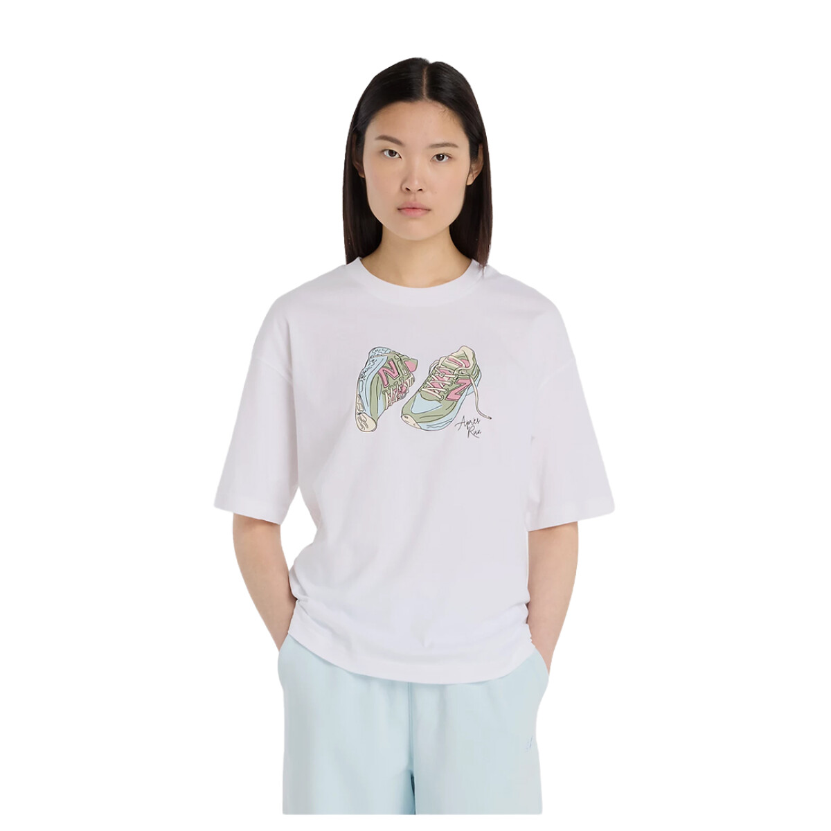 Remera New Balance Apres Run Shoe - Blanca 