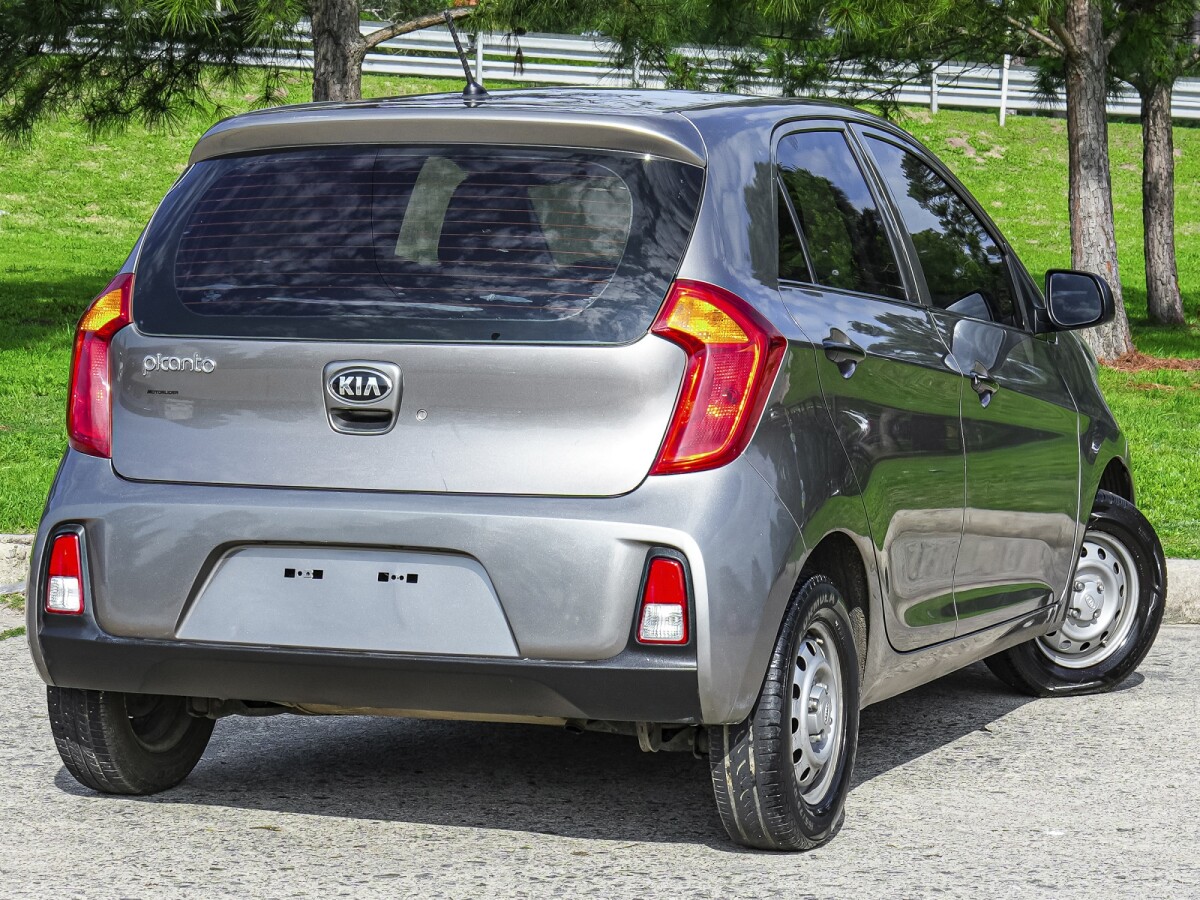 Kia Picanto EX 1.0 Extra Full 2017 EXCELENTE ESTADO! Kia Picanto EX 1.0 Extra Full 2017 EXCELENTE ESTADO!