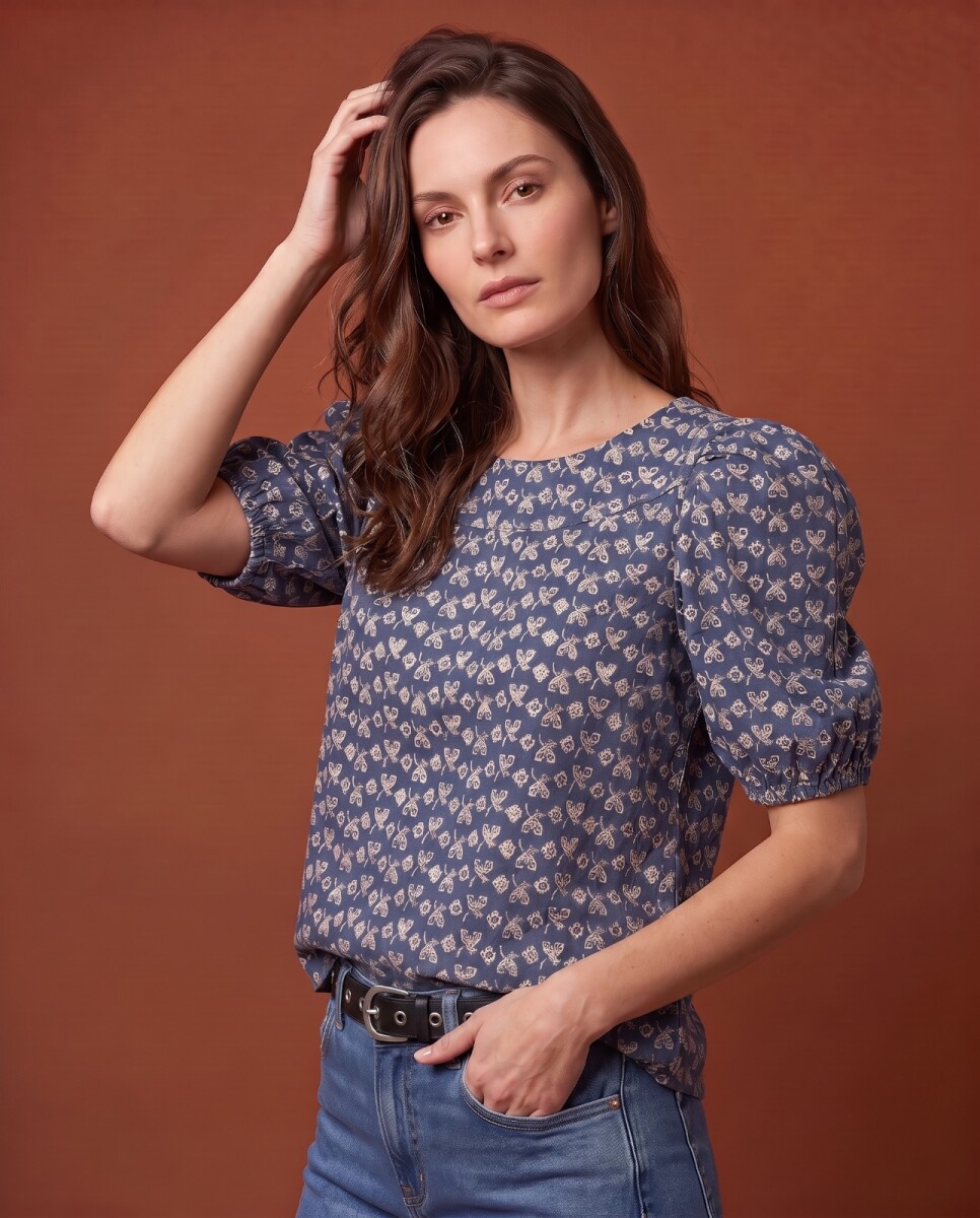Blusa Iris. 