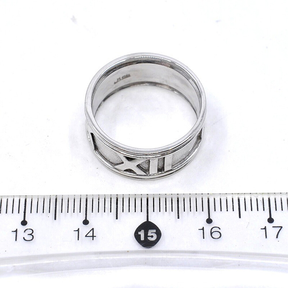 Anillo En Oro 18K Blanco Con Números Romanos Anillo En Oro 18K Blanco Con Números Romanos