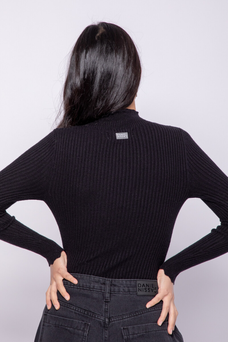 POLERA TEO Negro