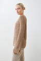 Sweater cinta escote V tostado