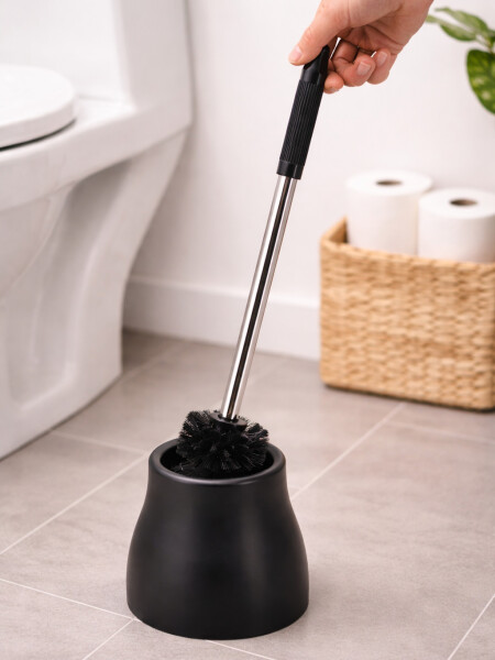 ESCOBILLA DE BAÑO NEGRO