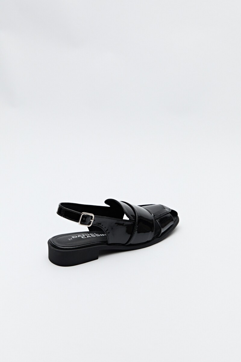 ZUECO JESANA Charol Negro