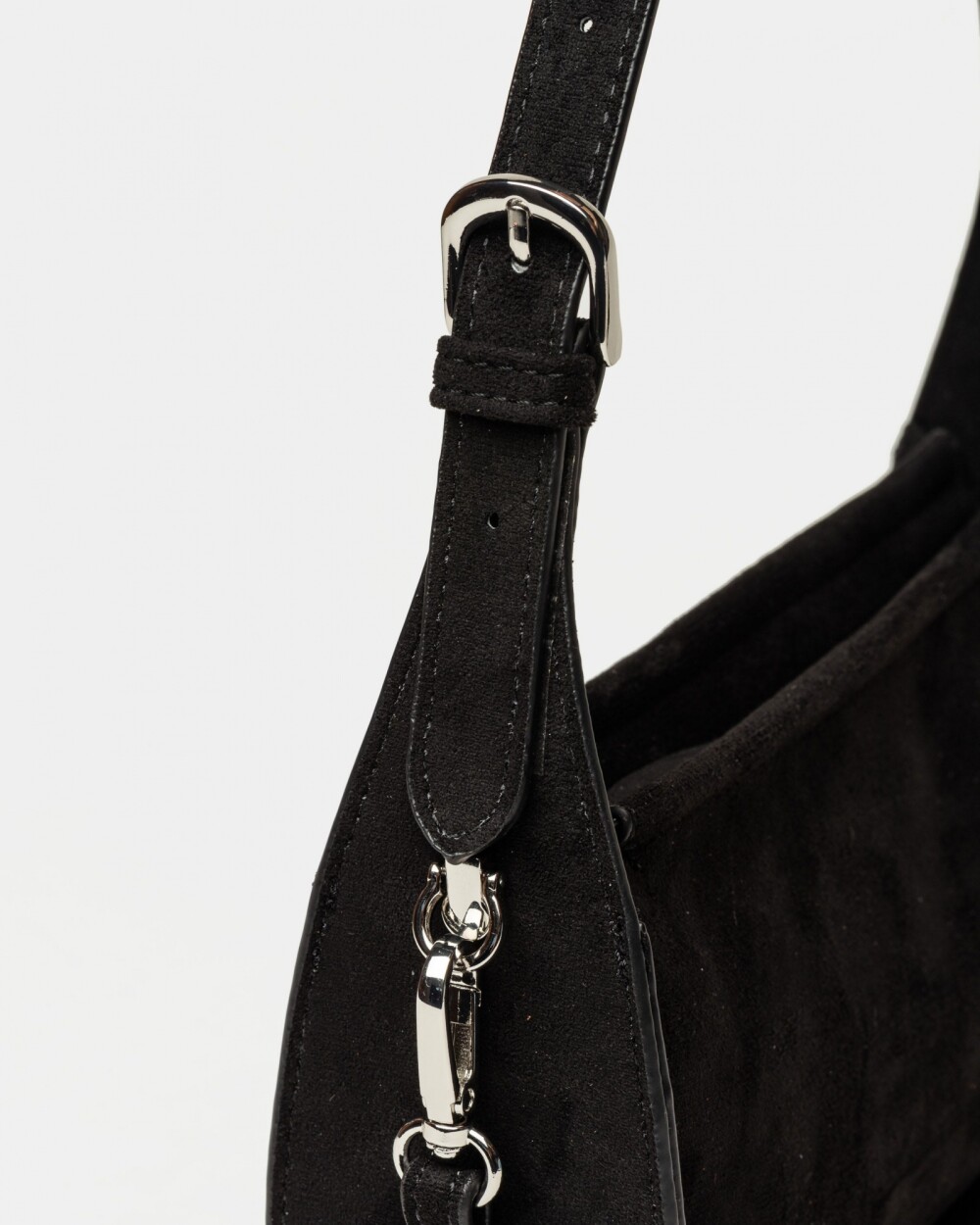 Cartera al hombro Leaf en efecto cuero gamuza Negro