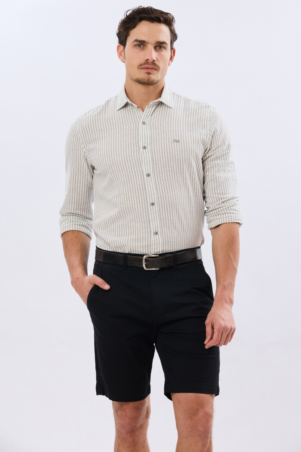 BERMUDA CLASICA Negro