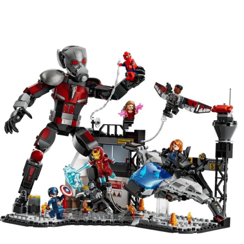 LEGO® Marvel Captain America: Civil War – Batalla de Acción LEGO® Marvel Captain America: Civil War – Batalla de Acción