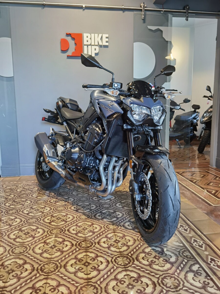 Kawasaki Z900 ABS - Azul - Reserva 