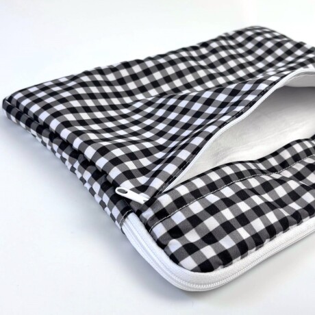 Sobre Funda Laptop 13" Vichy Black