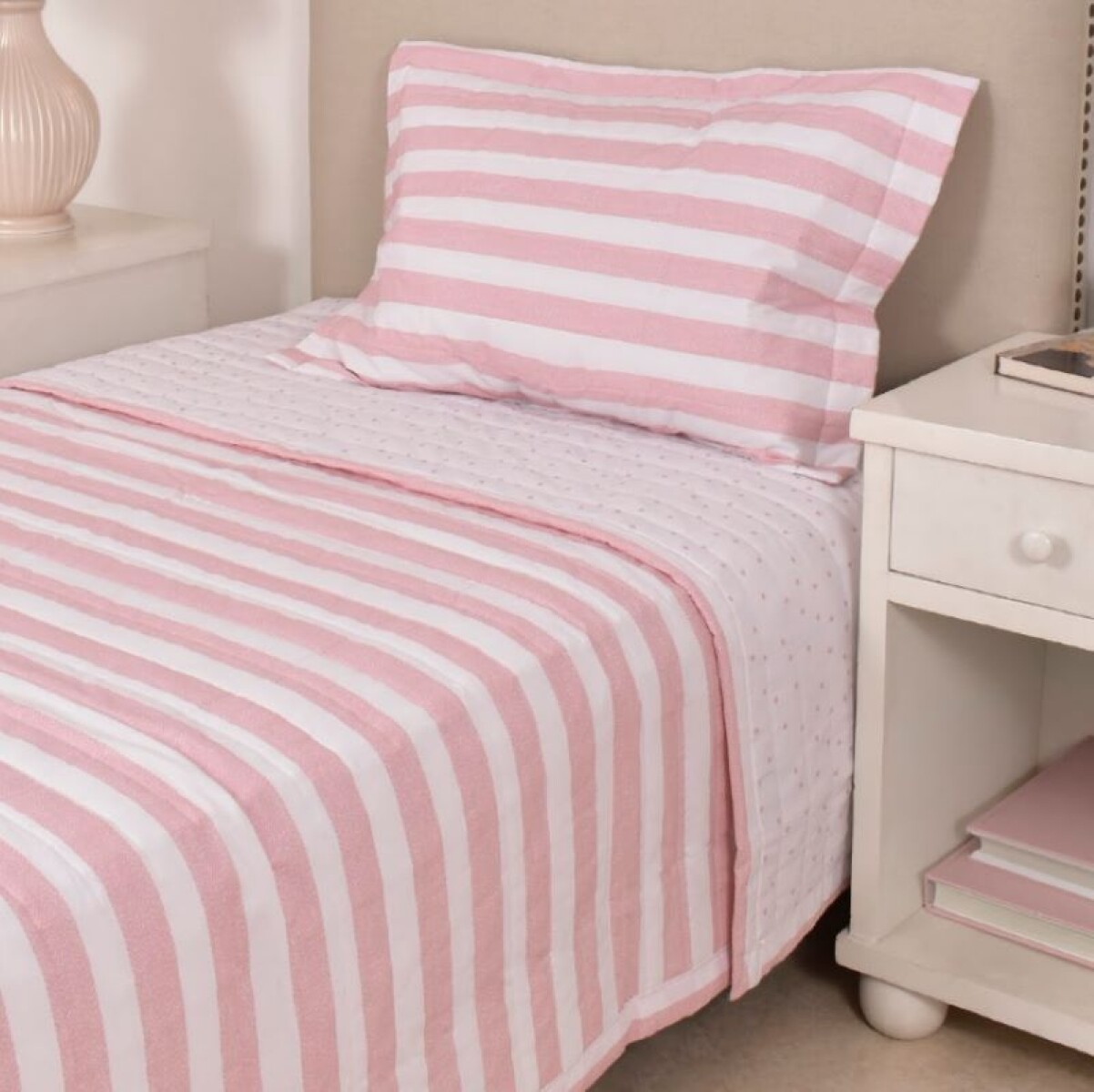 Cubrecama Col. Kids - Estrellitas Rosa 