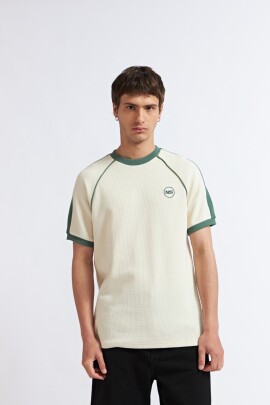 REMERA SPORT CRUDO