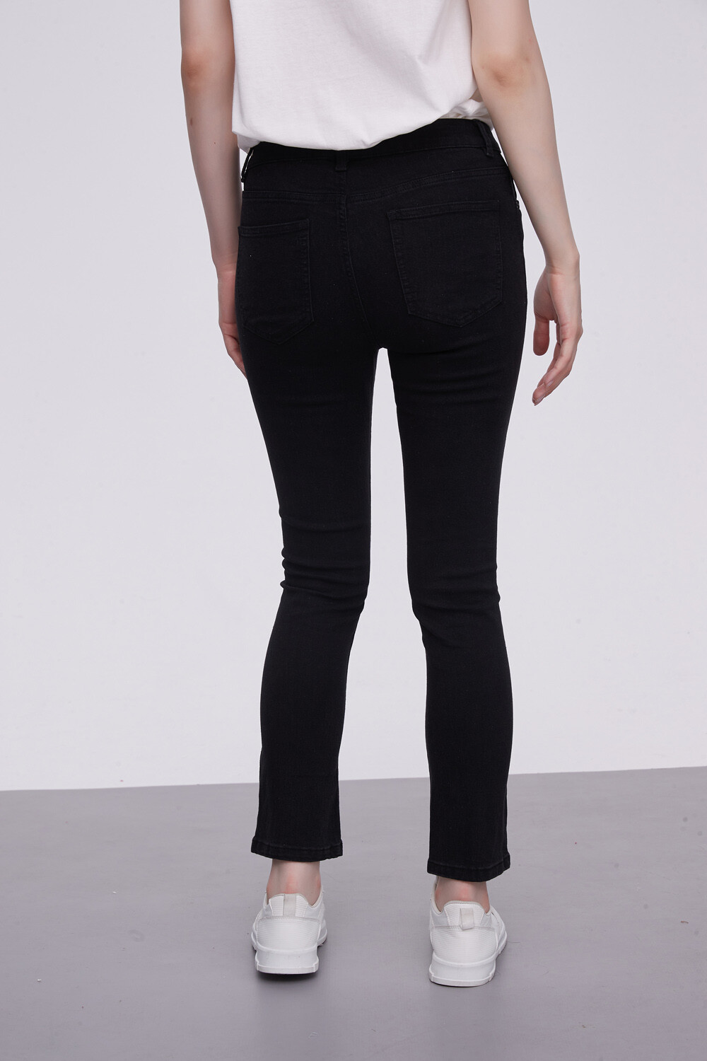 Pantalon Subiras Negro