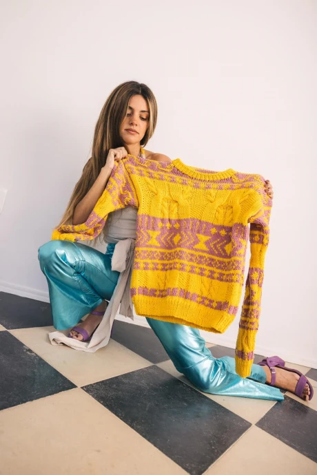 Buzo Islander Amarillo