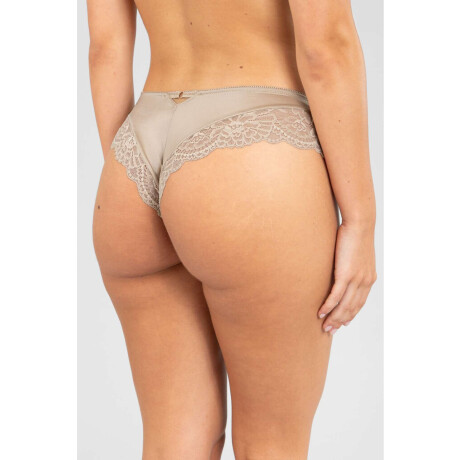 Colaless venere Marfil