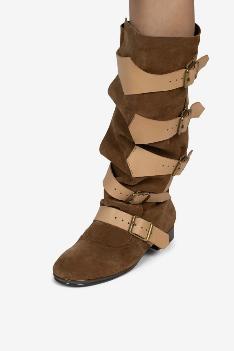 BOTA Fastened Camel