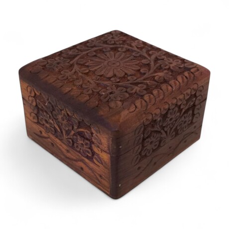 Caja De Madera Chica Flores Llabradas .