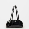 Cartera al hombro Bonnie en cuero charol Negro